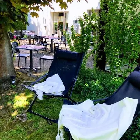 Campanile Vichy - 3*