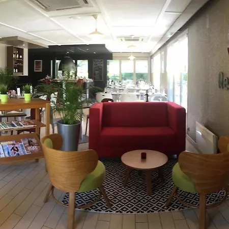 Campanile Vichy - Hotel